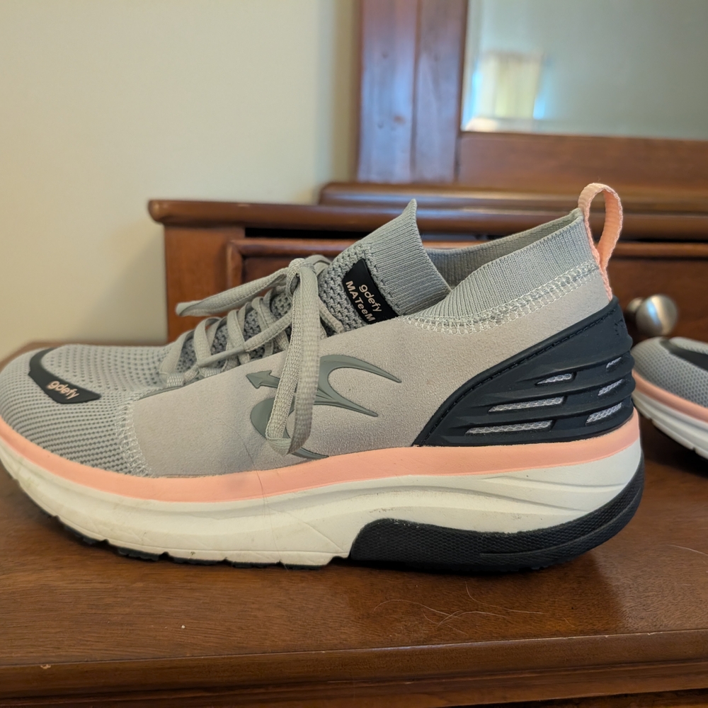 Gravity Defy Women's Athletic Sneakers in Gray and Coral